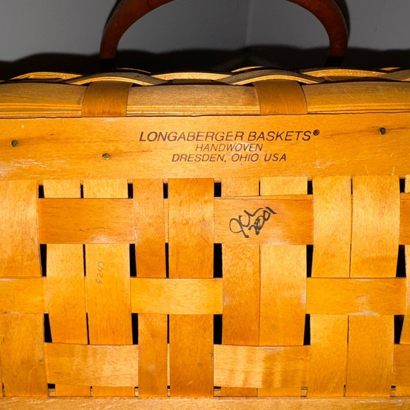 Longaberger 2001 Boardwalk Large Basket - Picture 4 of 5